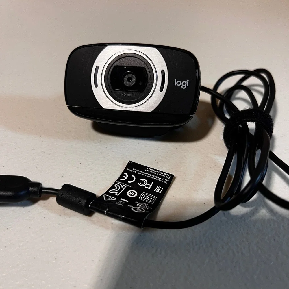 Logitech‎ V-U0027 USB HD Webcam 1080p 8.0 Megapixel 860-000326